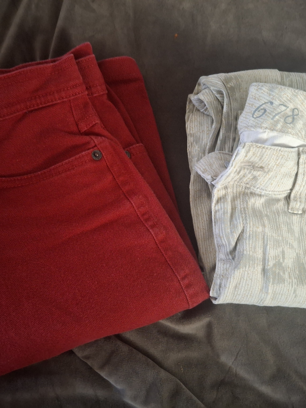 Womens Size 4 Pants/shorts Lot